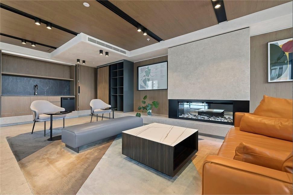 Spacious 3BR Domain House – Southbank Property